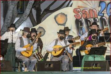 Cendro pone el broche final a San Gregorio 2021 con música y bailes populares/Ildefonso Rodríguez.